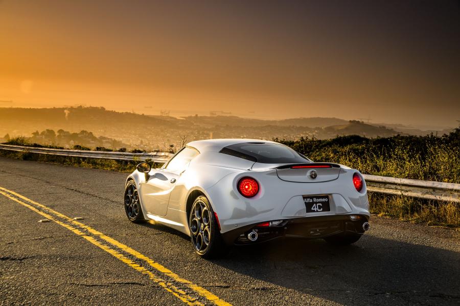  Alfa Romeo 4C Launch Edition (960) 2015 года  (NA) (фото 5 из 44)